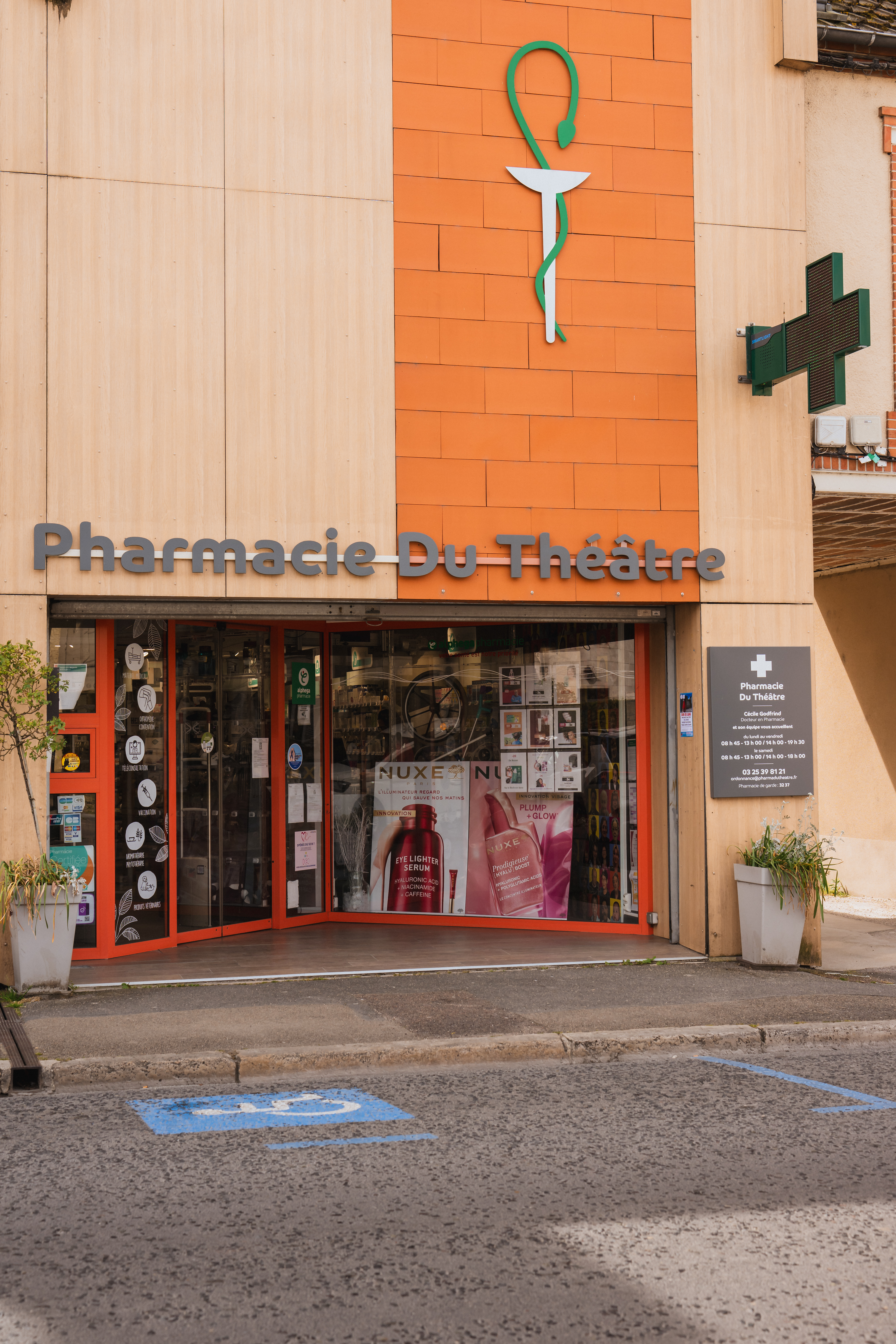 pharmacie du théatre à nogent sur seine